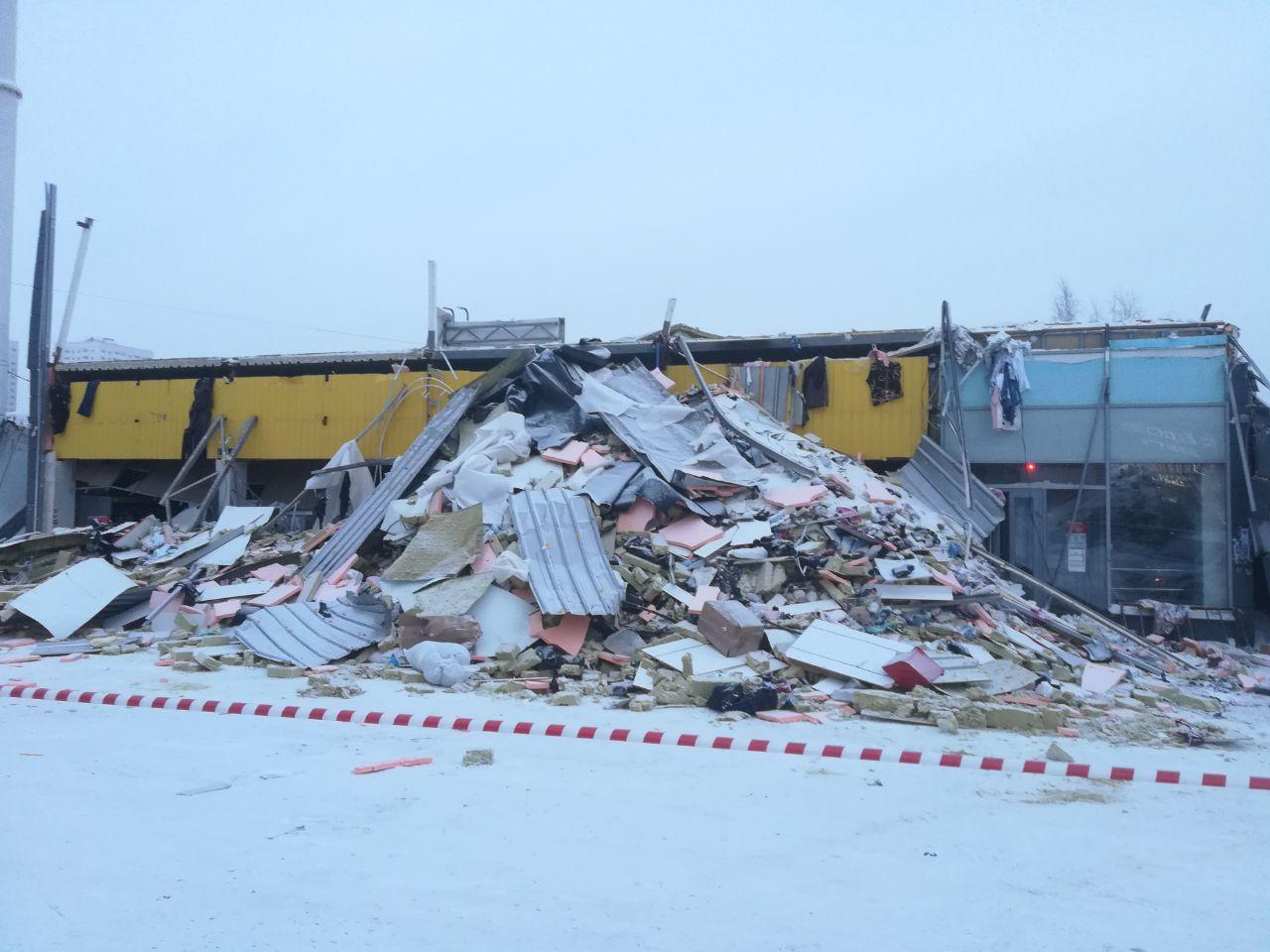 Фото Опубликованы новые кадры с места обрушения торгового центра в Новосибирске 15 - Сиб.ФМ Фото Опубликованы новые кадры с места обрушения торгового центра в Новосибирске 15